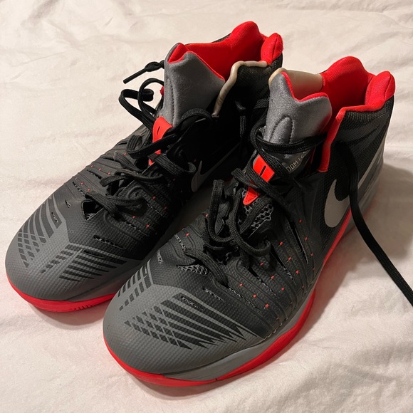 Nike Zoom Men’s Basketball Shoes size 12 - Picture 1 of 3